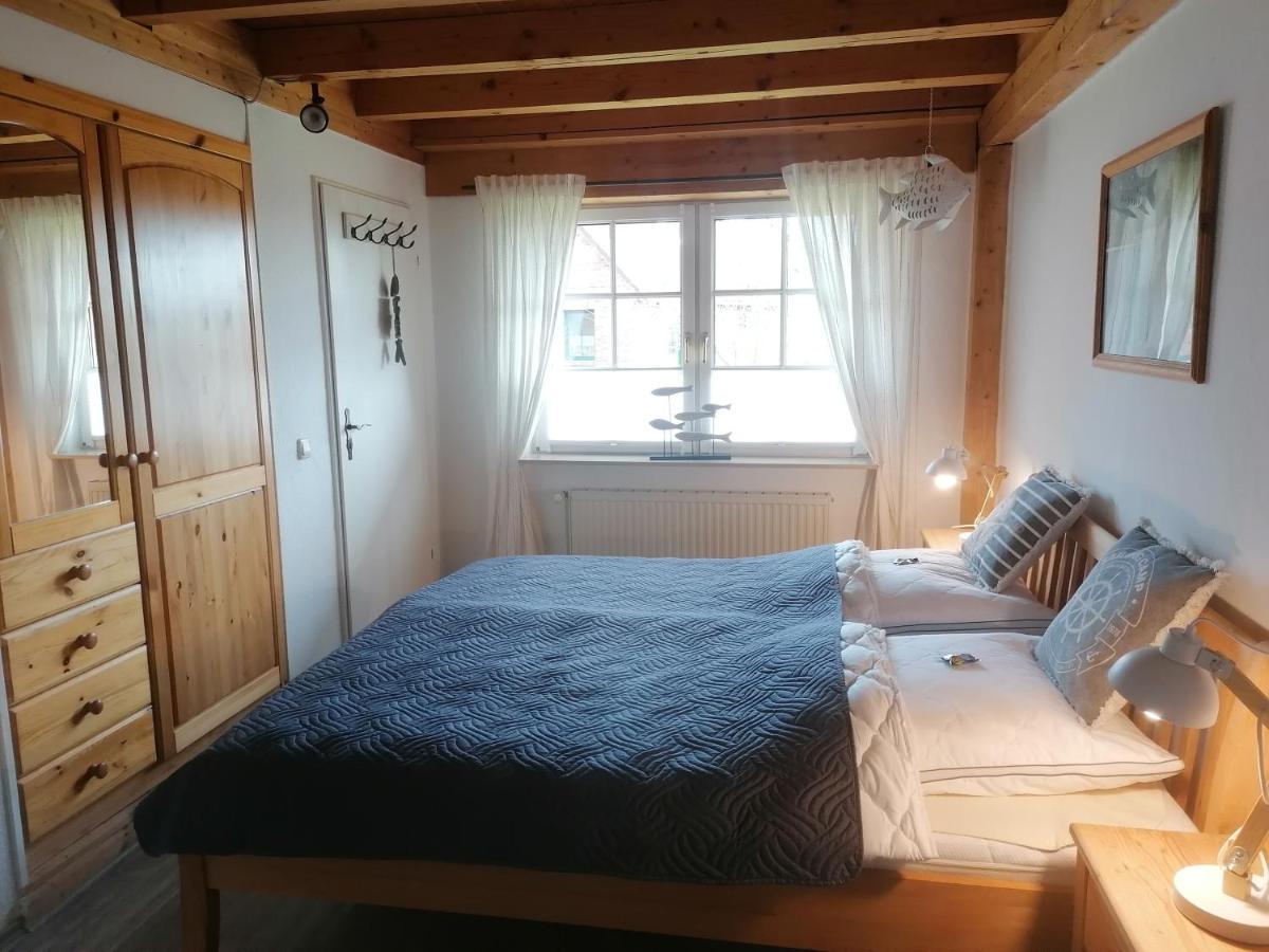 Rappin Boddenhus Auf Ruegen - Ferienwohnungen Und Pension מראה חיצוני תמונה